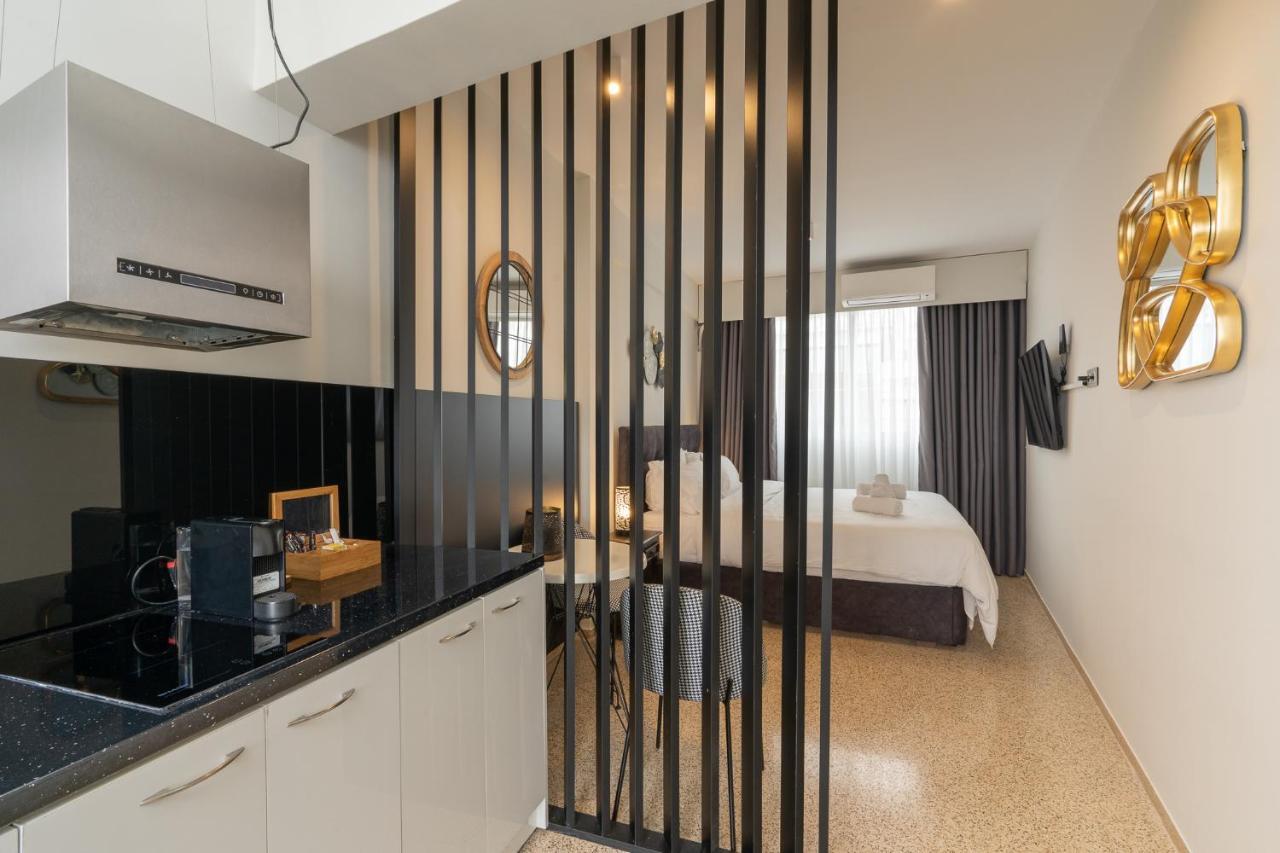 Dema Luxury Suites - Perikleous E8 Atenas Exterior foto